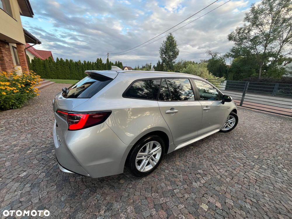 Toyota Corolla 1.8 Hybrid Comfort - 16