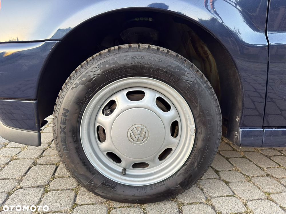 Volkswagen Polo 75 - 38