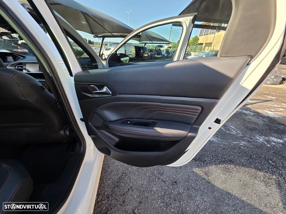 Peugeot 308 SW 1.5 BlueHDi GT Line EAT8 - 15