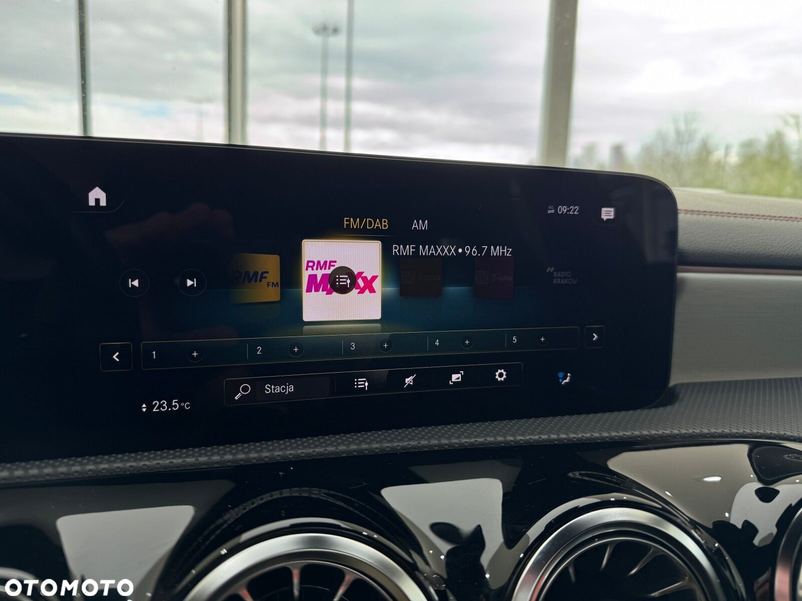 Mercedes-Benz CLA 200 AMG Line 7G-DCT - 29