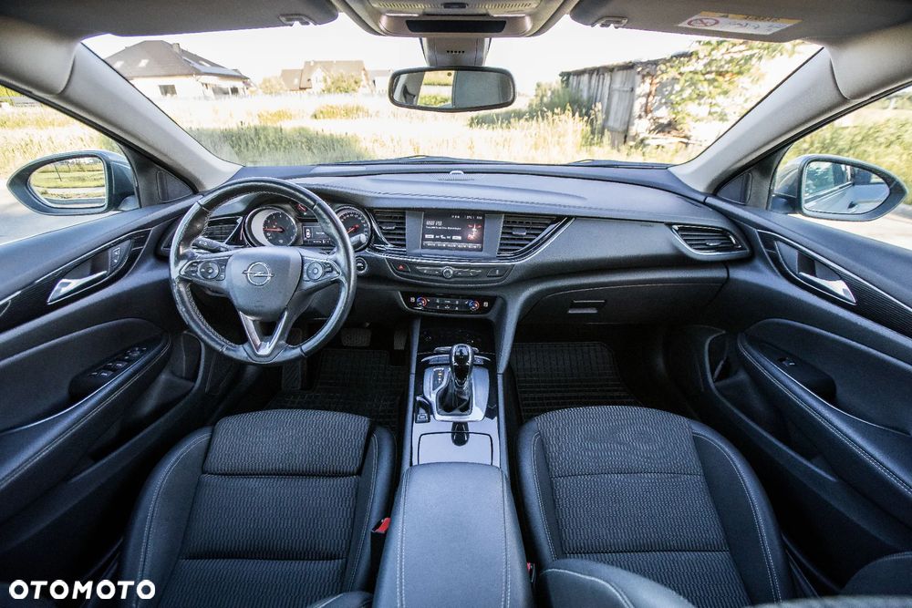 Opel Insignia 1.5 T Innovation S&S - 15