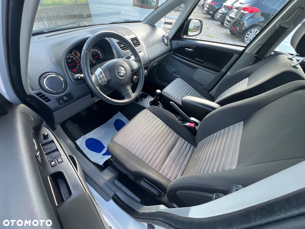 Suzuki SX4 1.6 VVT 4x2 City+ - 18