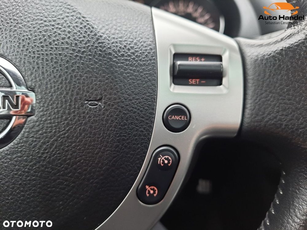 Nissan Qashqai 2.0 CVT tekna - 24