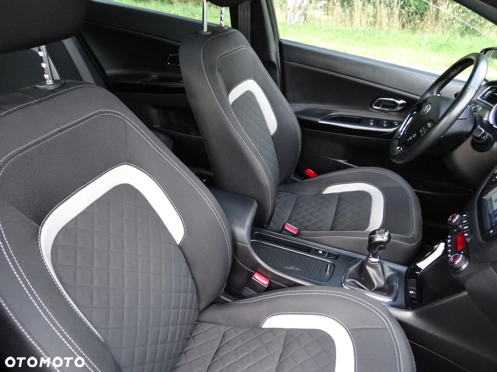 Kia Ceed 1.0 T-GDI ISG GT Line - 12