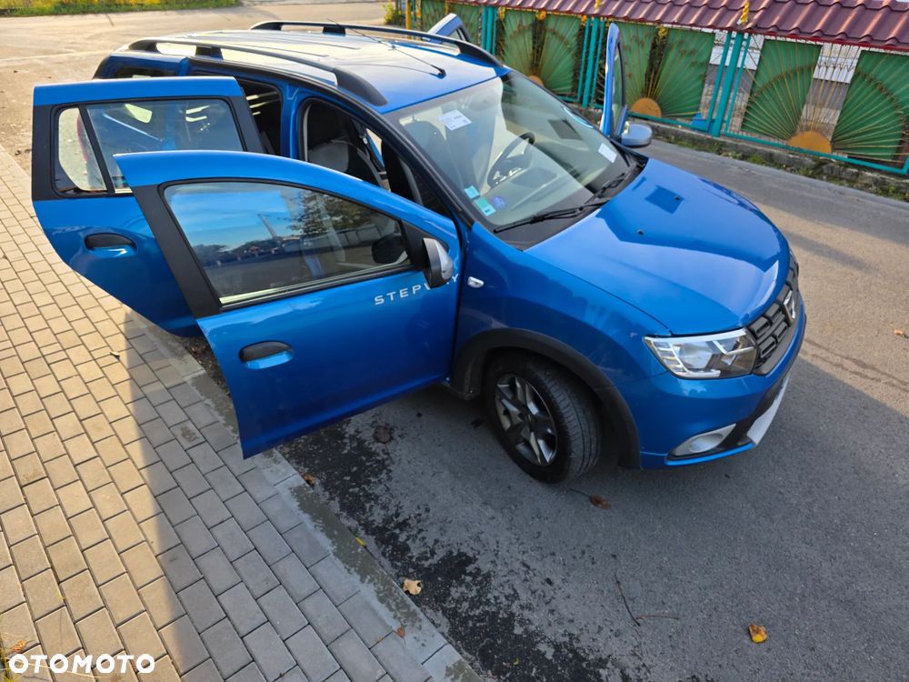 Dacia Logan TCe 90 (S&S) Stepway - 16