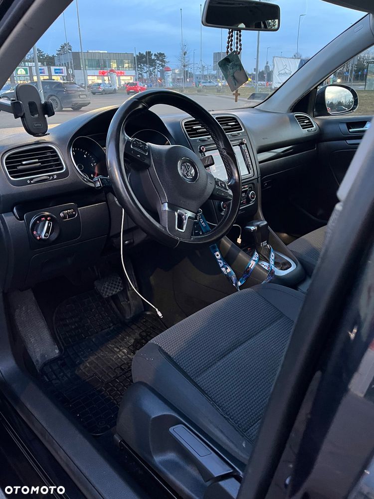 Volkswagen Golf VI 2.0 TDI Comfortline DSG - 15