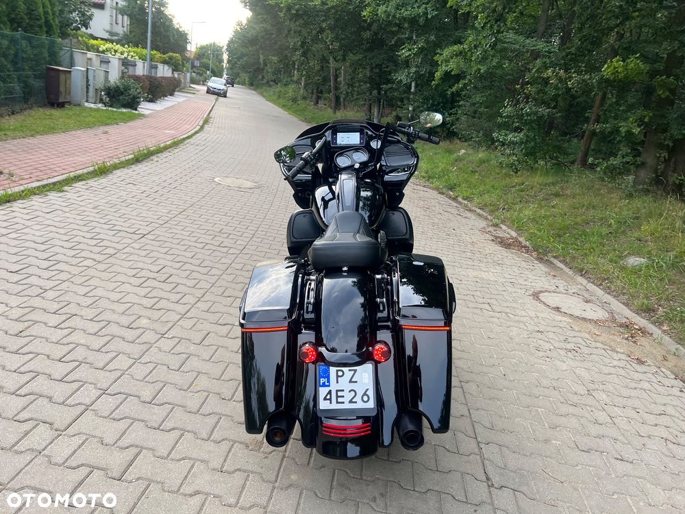 Harley-Davidson Touring Road Glide - 15