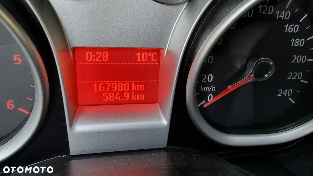 Ford Kuga 2.0 TDCi Titanium - 9