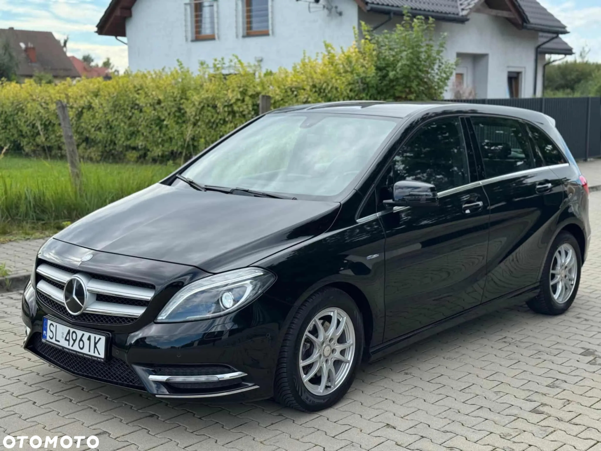 Mercedes-Benz Klasa B 180 BlueEFFICIENCY Edition Style - 12