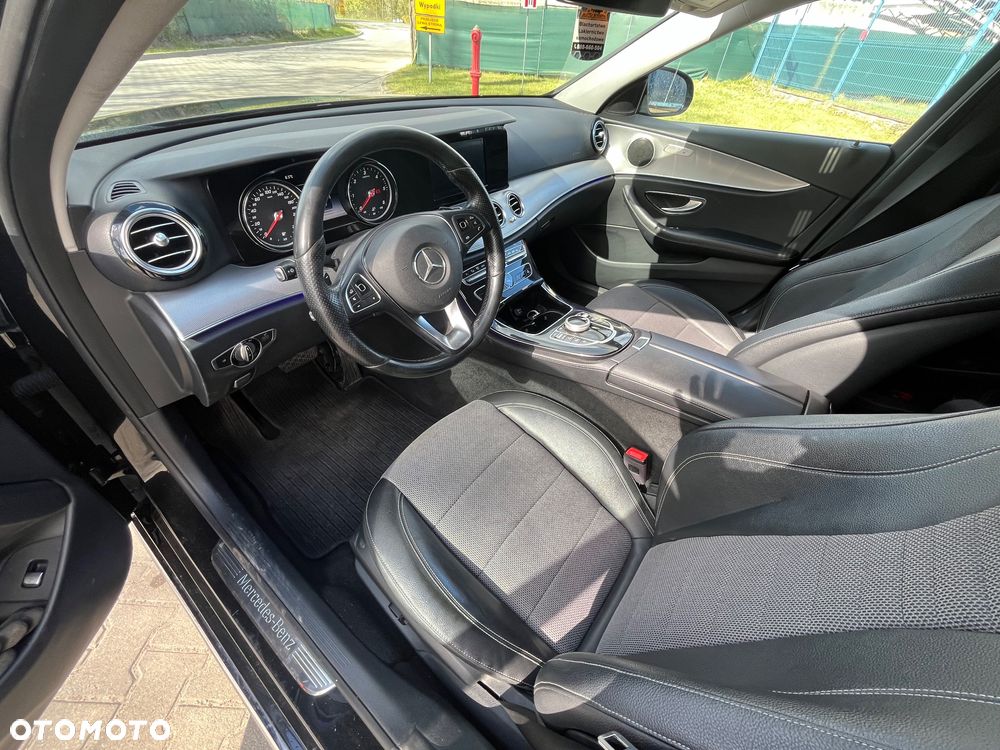 Mercedes-Benz Klasa E 220 d 9G-TRONIC Avantgarde - 12
