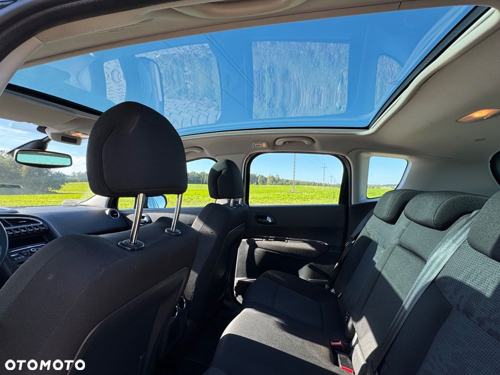 Peugeot 3008 1.6 Premium+ - 19