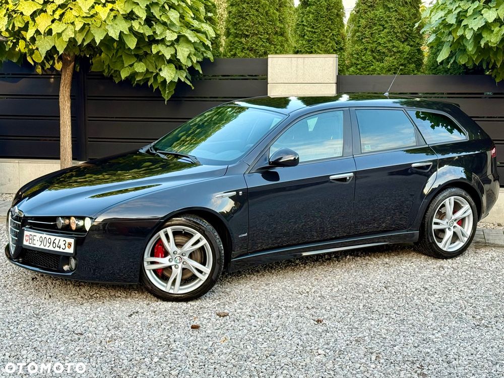 Alfa Romeo 159 2008 photo 3