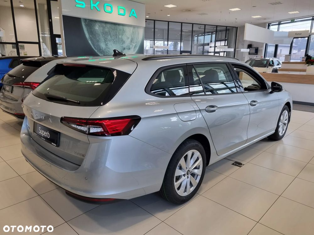Skoda Superb 1.5 TSI mHEV DSG Essence - 7