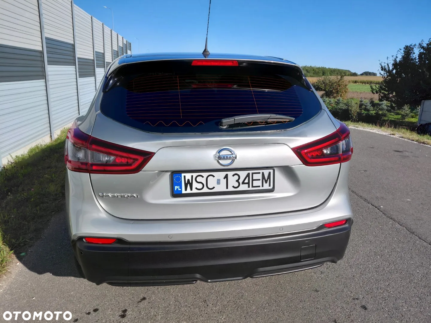 Nissan Qashqai 1.3 DIG-T TEKNA - 4