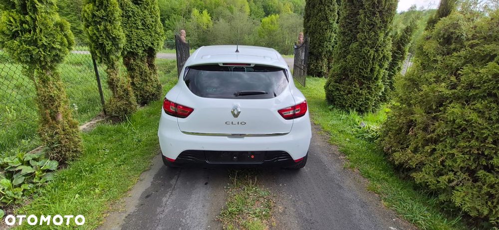 Renault Clio 1.2 16V 75 Limited - 5