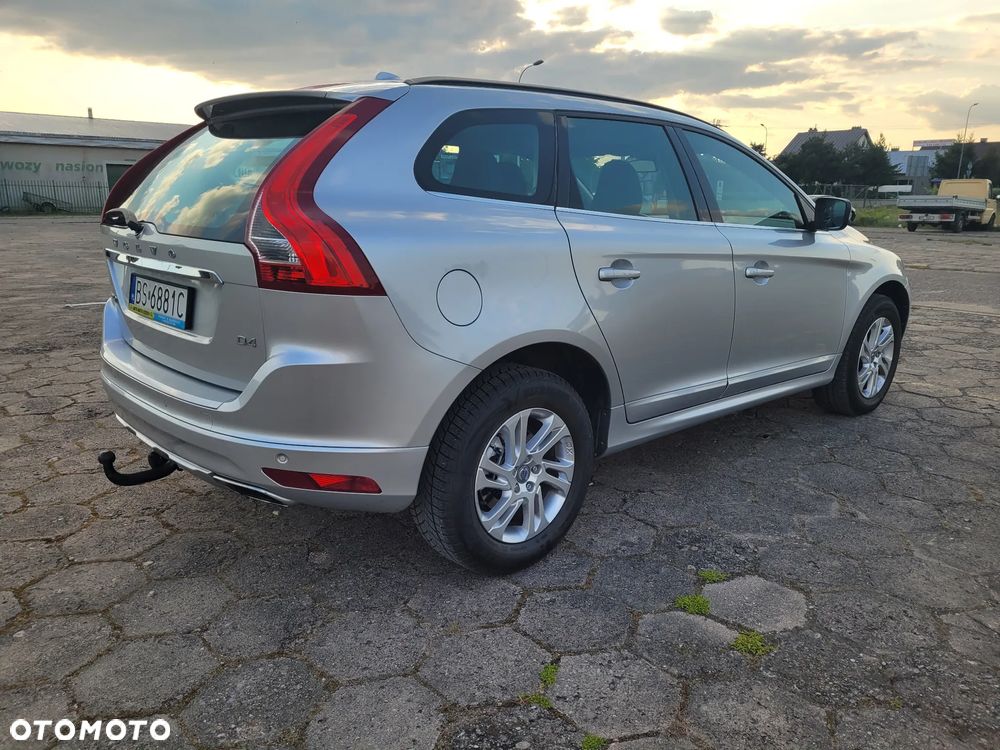 Volvo XC 60 D4 Drive-E Summum - 4