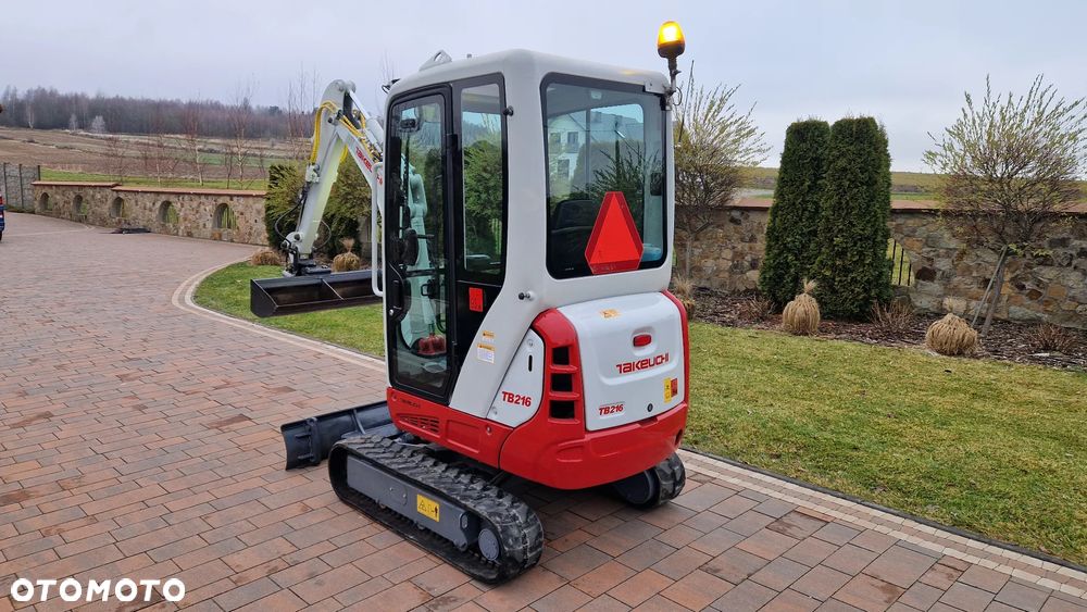 Takeuchi | TB216 | TB 216 - 6