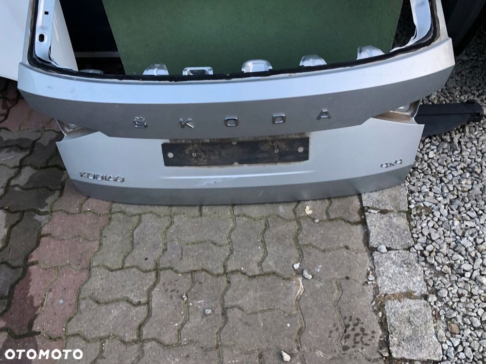 SKODA KODIAQ LIFT KLAPA TYŁ - 7
