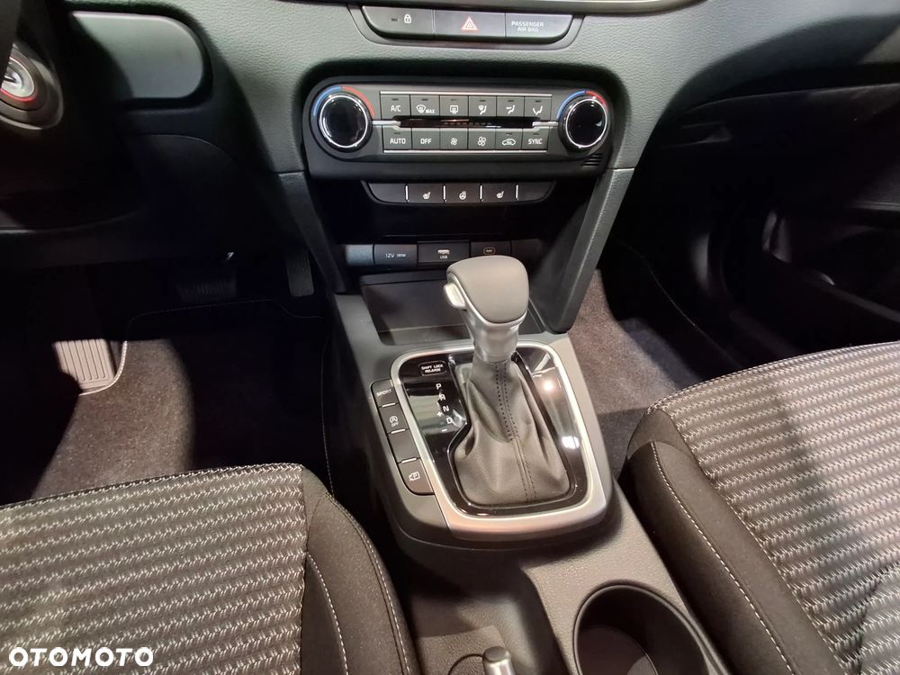 Kia XCeed 1.6 T-GDI M DCT - 15