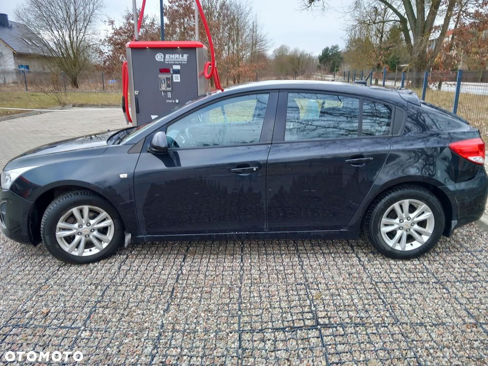 Chevrolet Cruze 1.8 LS+ - 3