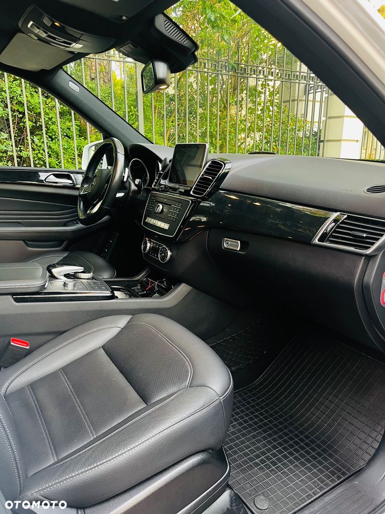 Mercedes-Benz GLE 350 d 4-Matic - 15