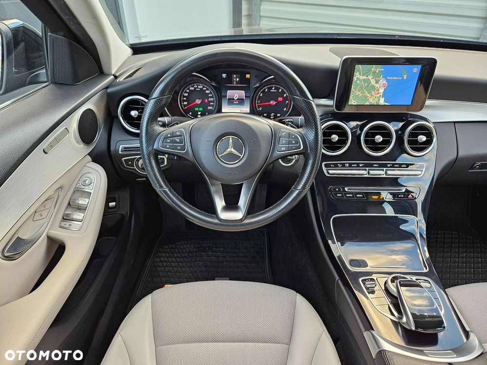 Mercedes-Benz Klasa C 180 9G-TRONIC Exclusive - 8