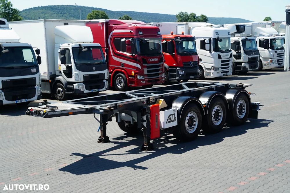 Van Hool / SEMIREMORCĂ CONTAINER / SUB REZERVOR / ADR COMPLET / 3 AXE / AXE SAF / JANTE DIN ALIAJ - 2