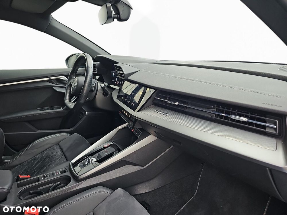 Audi S3 Sportback - 28