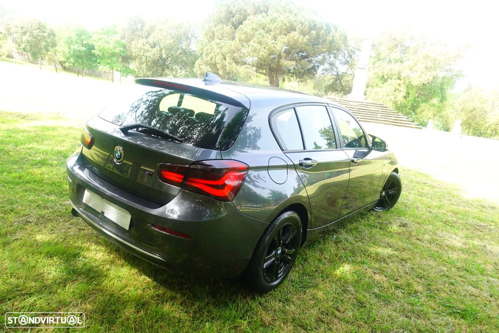BMW 116 d Pack M - 19