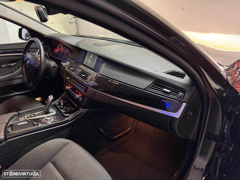 BMW 520 d Touring Sport-Aut. - 15