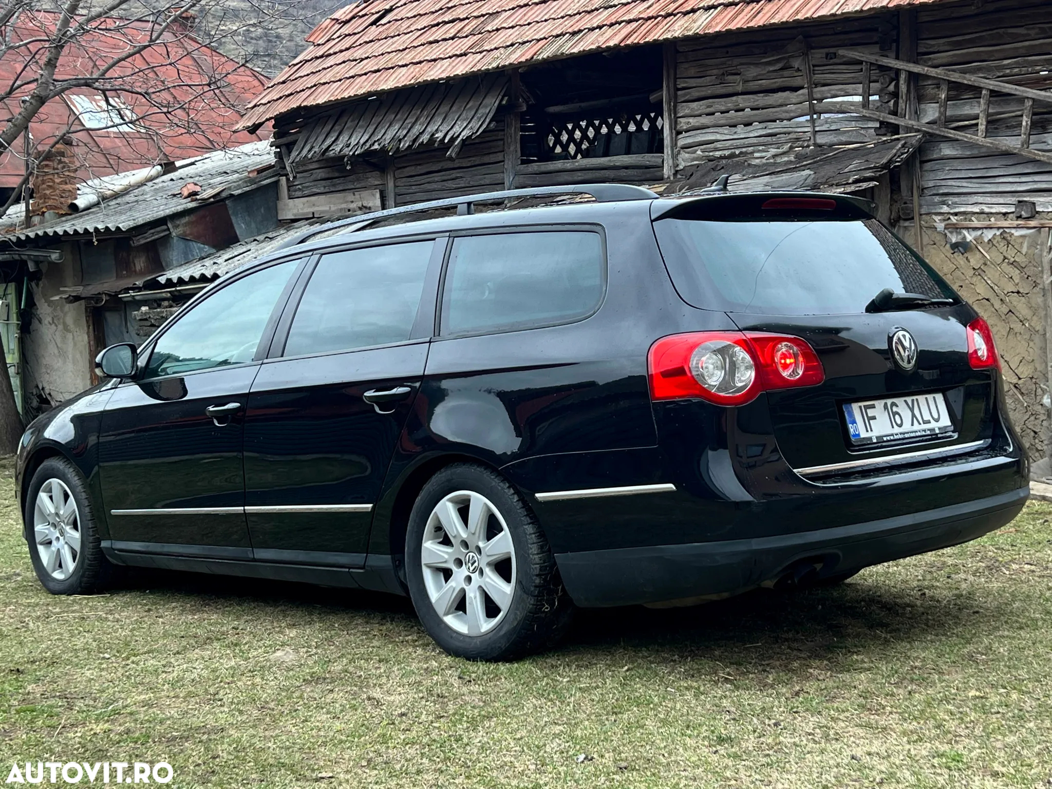 Volkswagen Passat Variant 2.0 TDI DSG Comfortline - 4