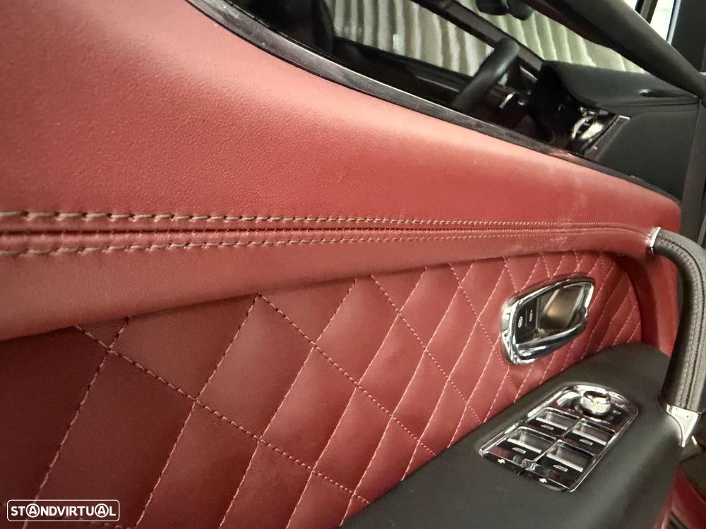 Bentley Bentayga V6 Hybrid - 29