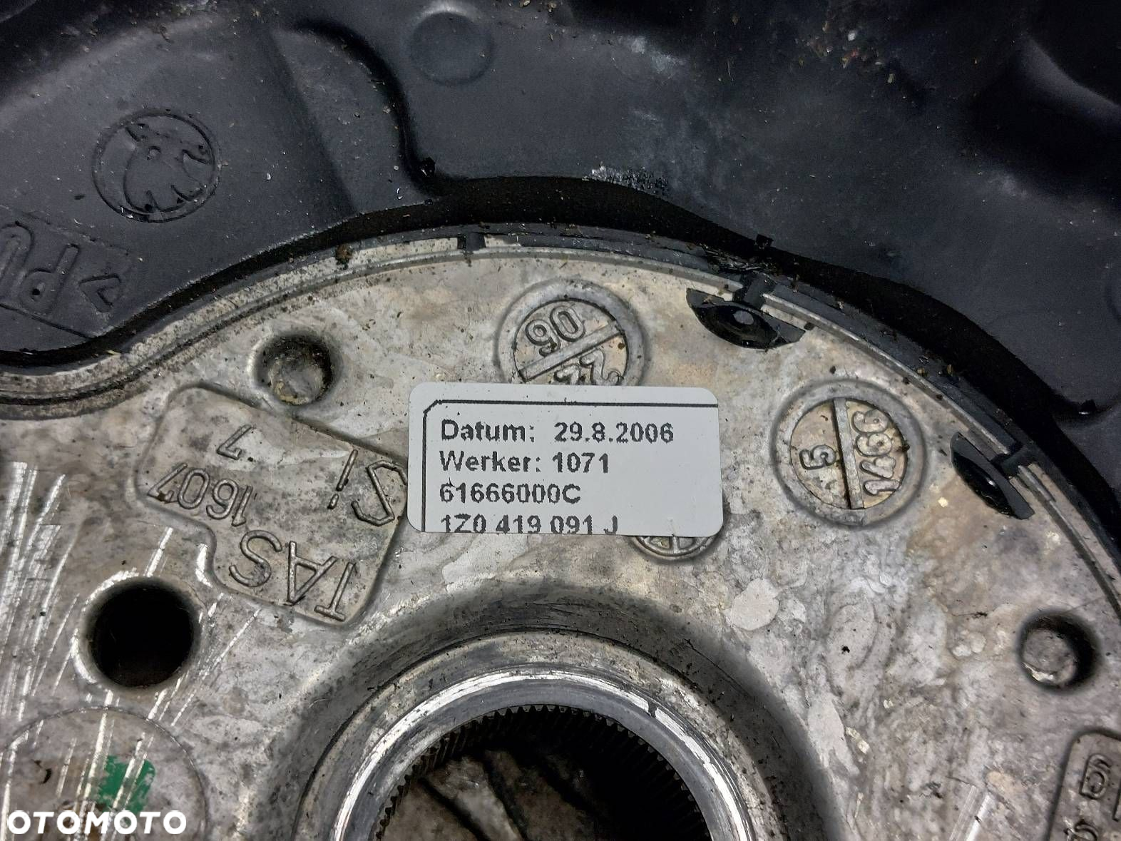 KIEROWNICA SKODA OCTAVIA II 1Z0419091J 1Z0959538 1Z0959537 1P0959542 - 6