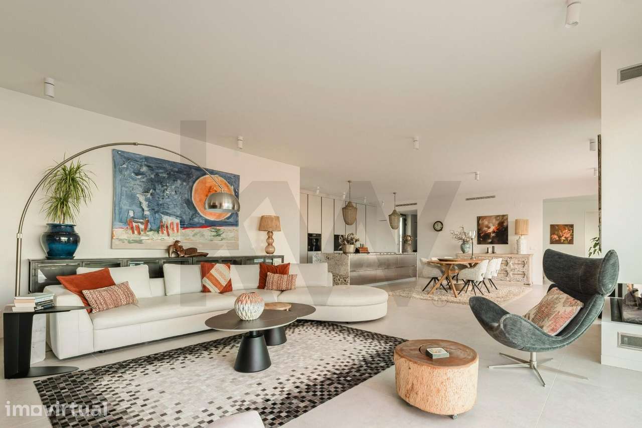 Primeira Linha de Mar e Golf: Onde a Arquitetura abraça a Ria de Alvor - Grande imagem: 5/51