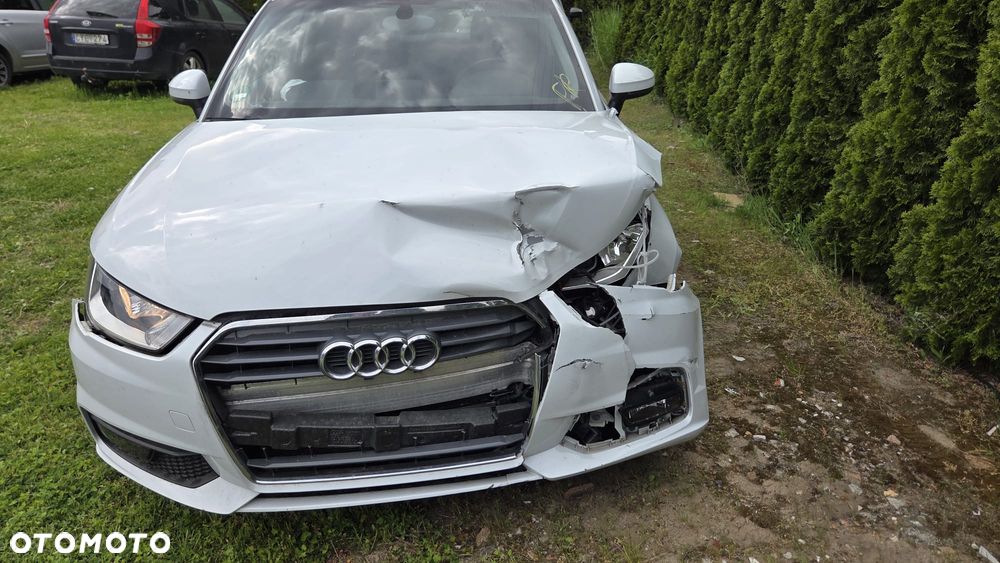 Audi A1 3-drzwiowe 1.0 TFSI ultra sport - 16