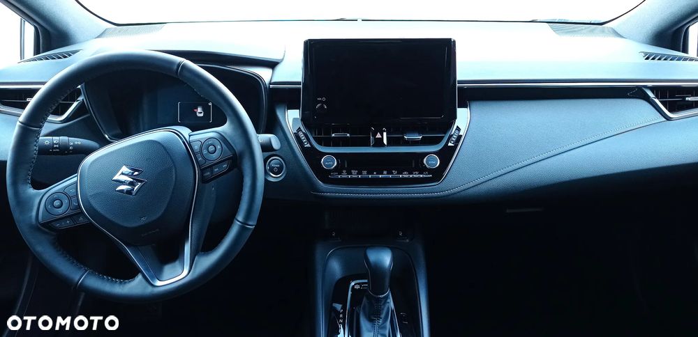 Suzuki Swace 1.8 Hybrid Premium Plus CVT - 9