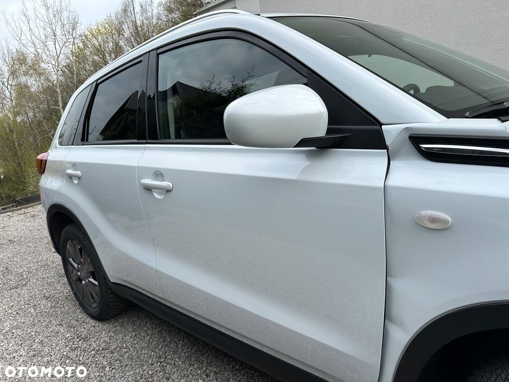 Suzuki Vitara 1.4 Boosterjet SHVS Elegance 2WD - 39