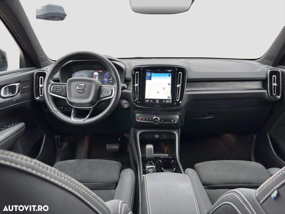 Volvo XC 40 T4 Recharge DKG Ultimate Dark - 6