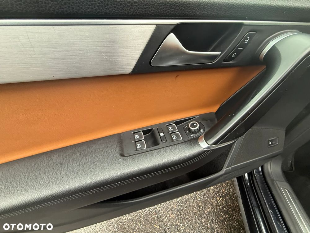 Volkswagen Passat - 19
