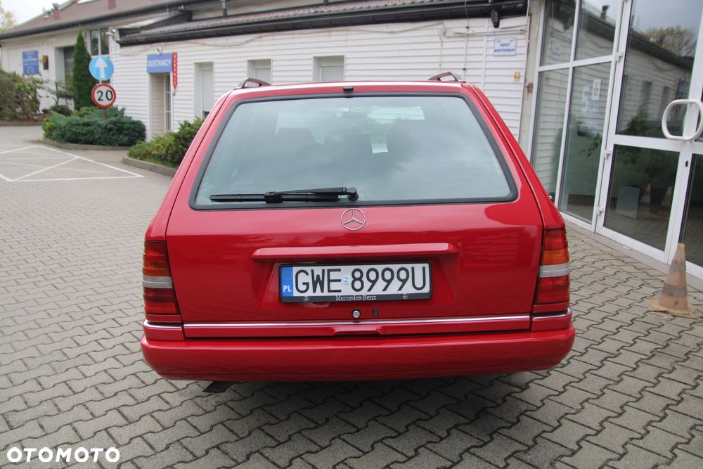 Mercedes-Benz W124 (1984-1993) - 30