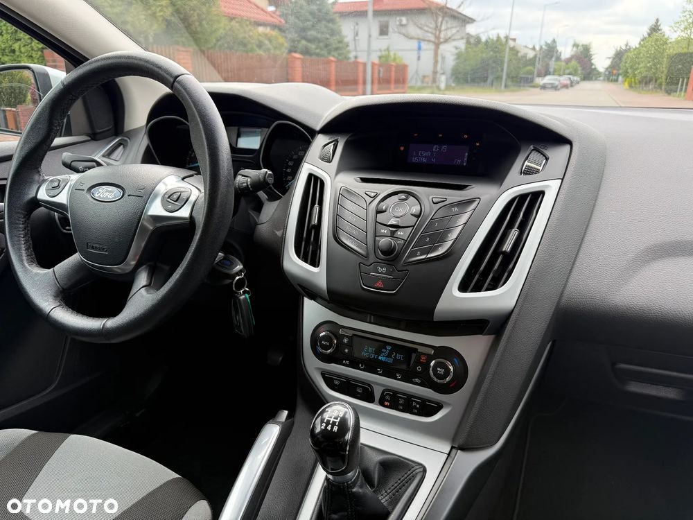Ford Focus - 28