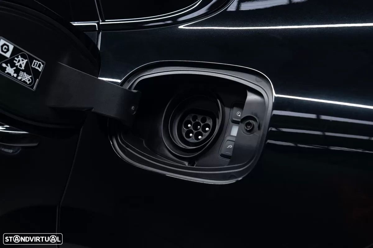 Porsche Cayenne Coupé E-Hybrid - 15