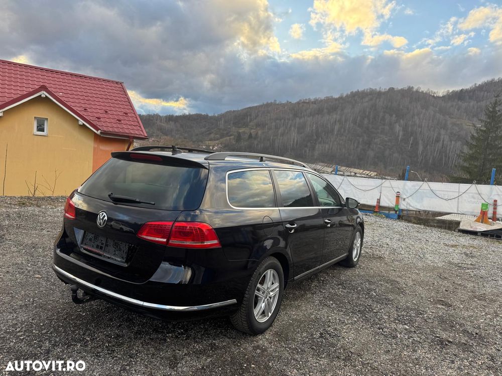 Volkswagen Passat Variant 2.0 Blue TDI DSG SCR Comfortline - 2
