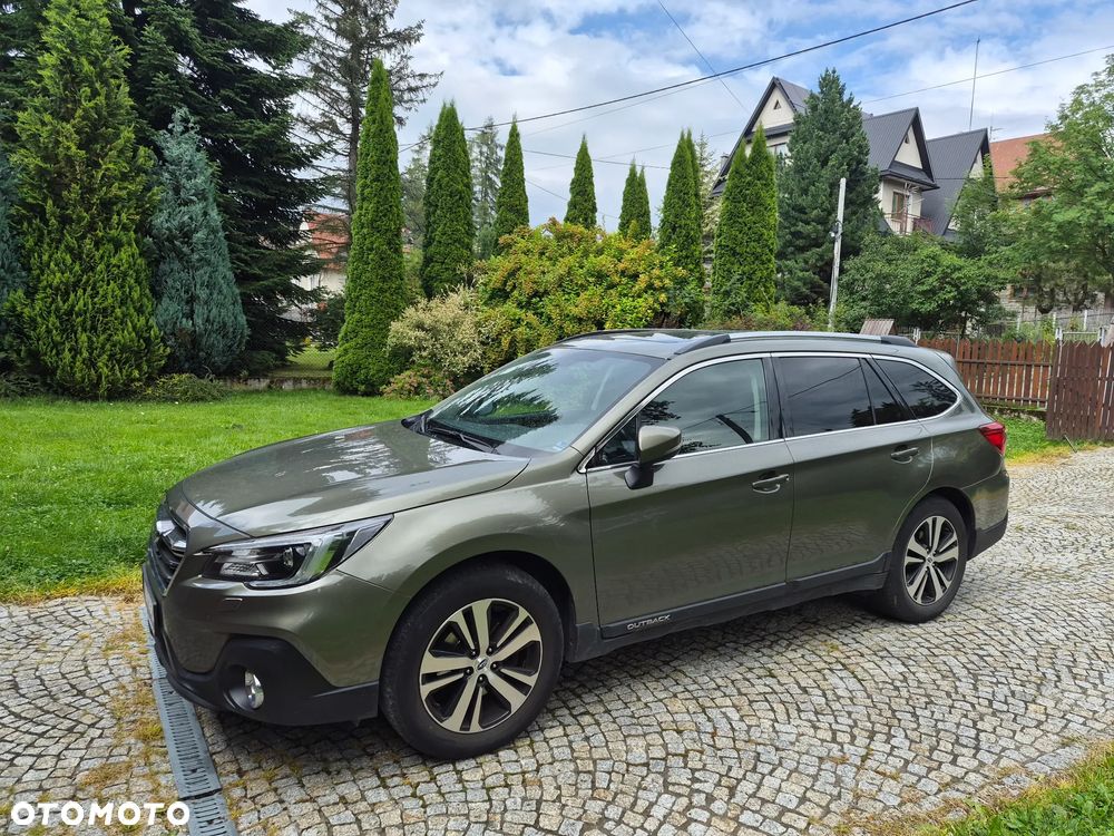 Subaru Outback 2.5i Exclusive (EyeSight) Lineartronic - 2