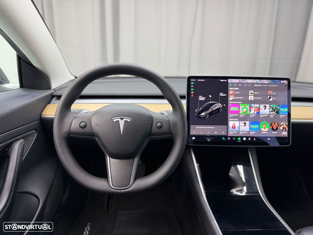 Tesla Model 3 Standard RWD Plus - 17