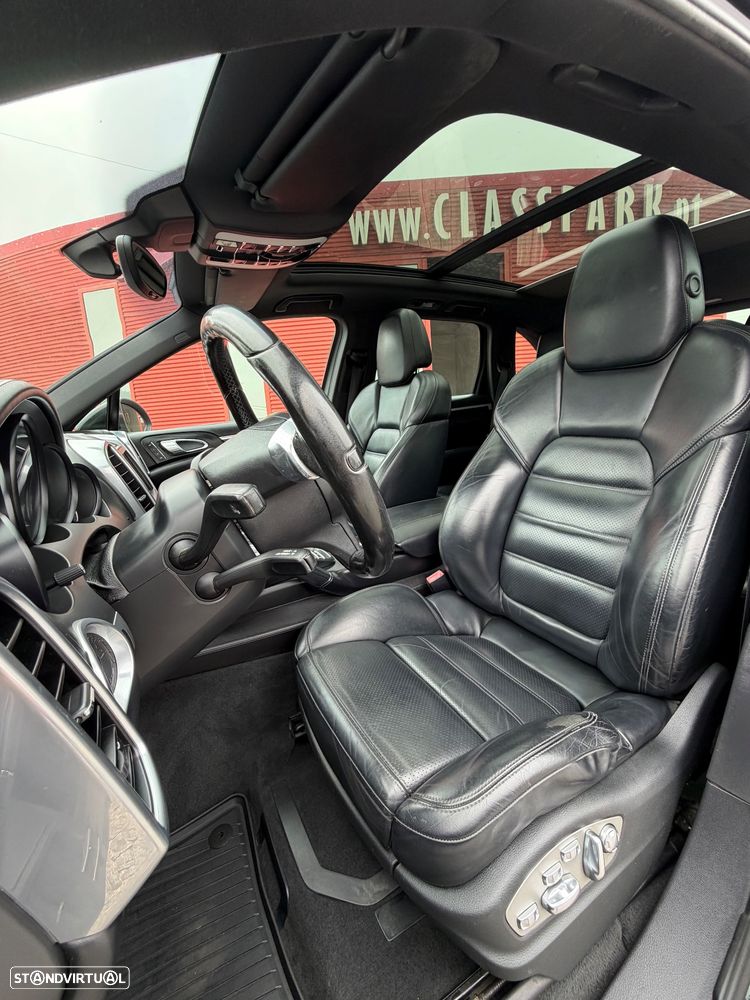 Porsche Cayenne Platinum Edition - 8