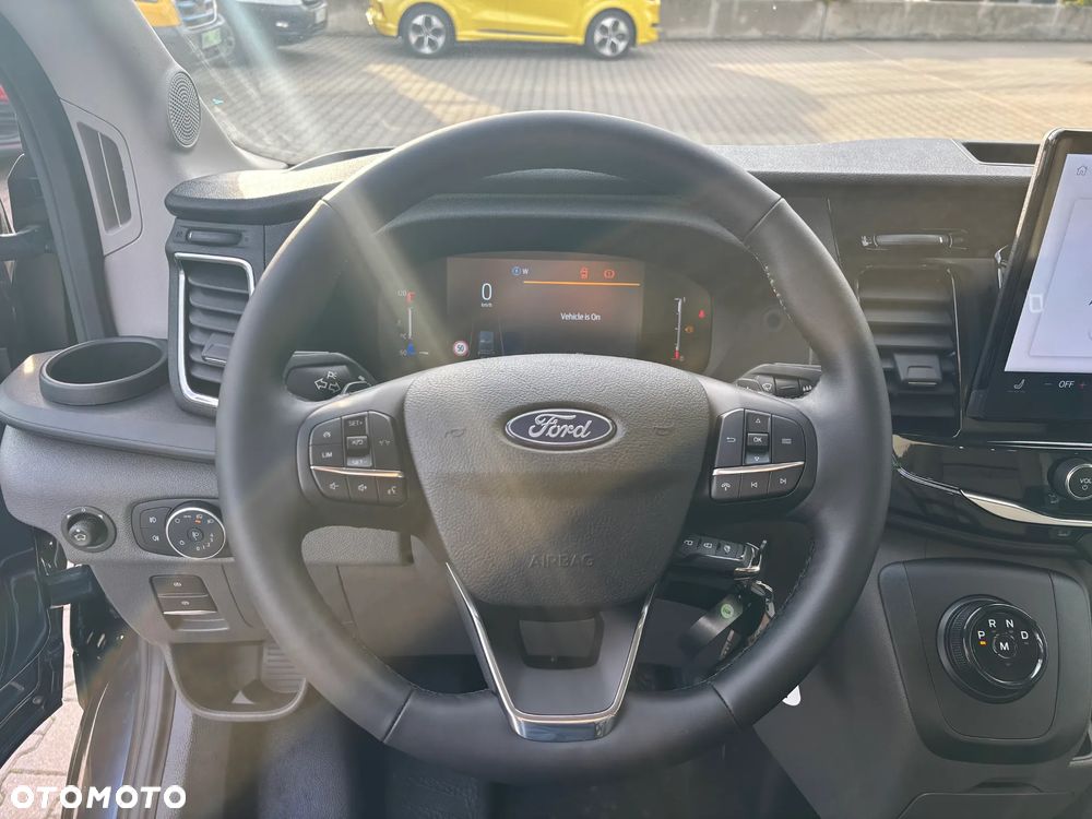 Ford Transit - 12