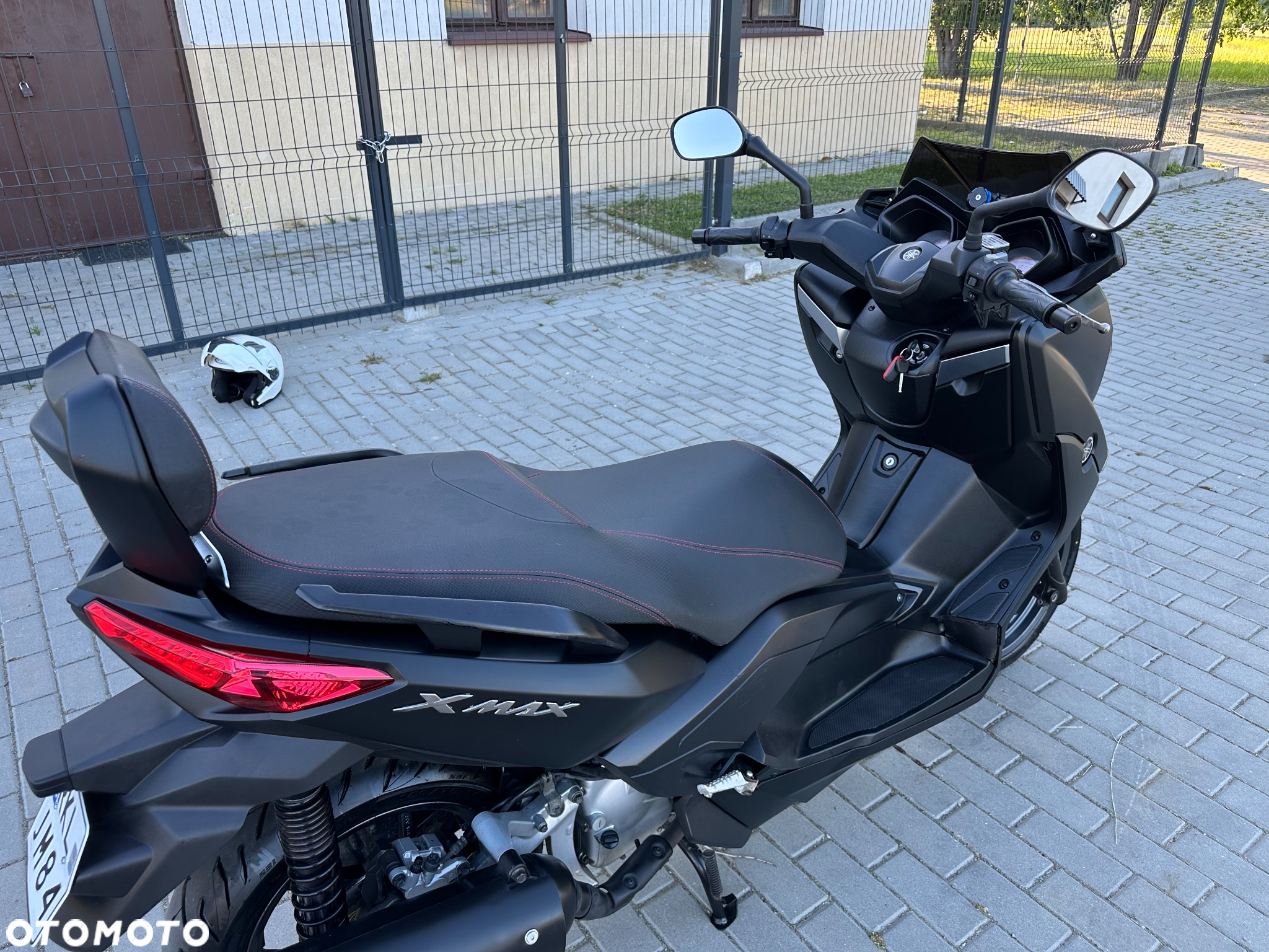 Yamaha X-max - 4