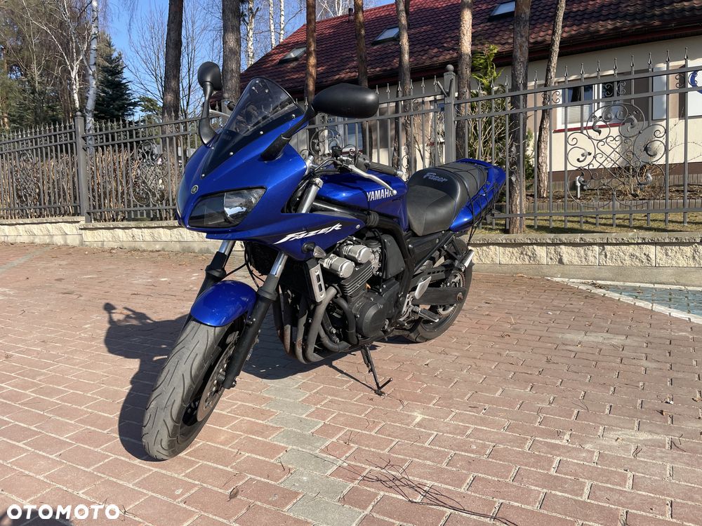 Yamaha FZS - 1