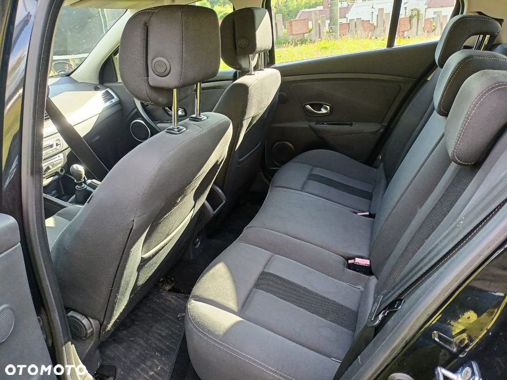 Renault Megane 1.9 dCi FAP Avantage - 12